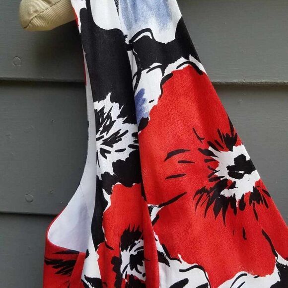 Anne Klein Black White Gray Red Floral Fit & Flare V Neck Dress see measurements - Picture 10 of 11